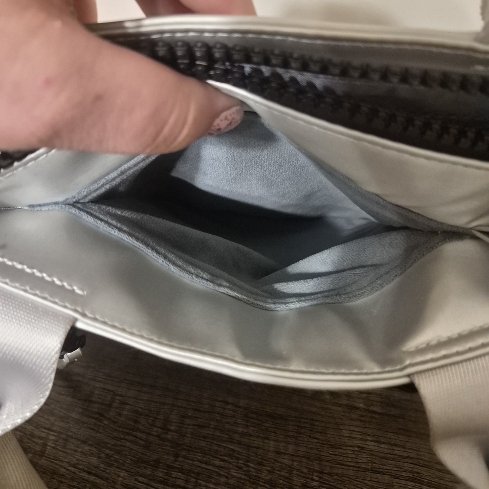 Shawn Killinger x IHKWIP Bag (Medium Sized) - Picture 4 of 7